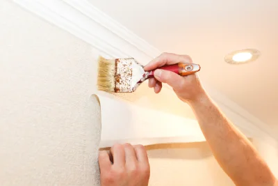 Pose de papier peint à Py — revêtements muraux et toiles de verre
